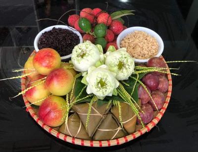 Cúng Mùng 5 Tháng 5 Trong Nhà Hay Ngoài Sân? [Giải Đáp]